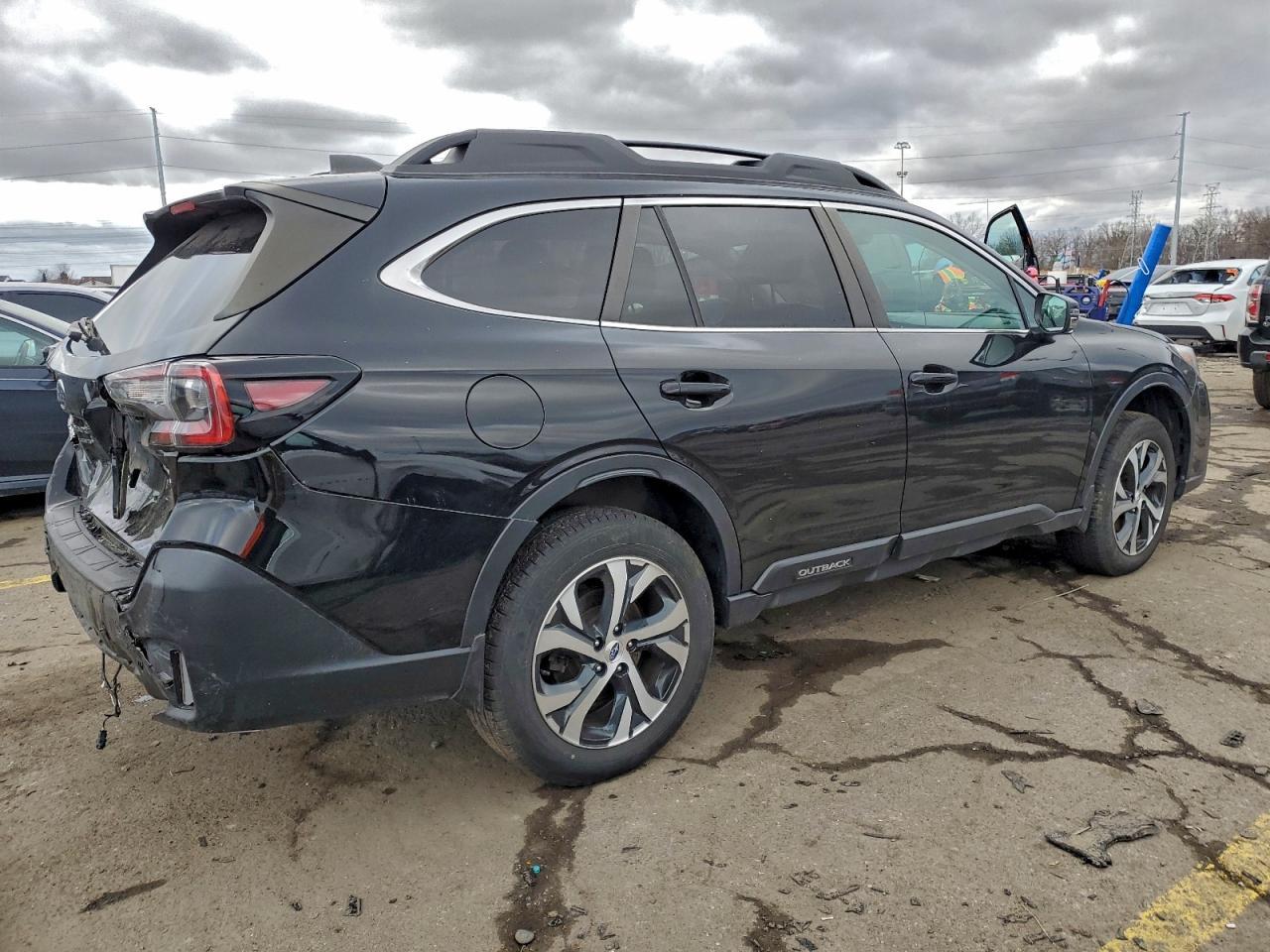 2022 Subaru Outback - zdjęcie 3