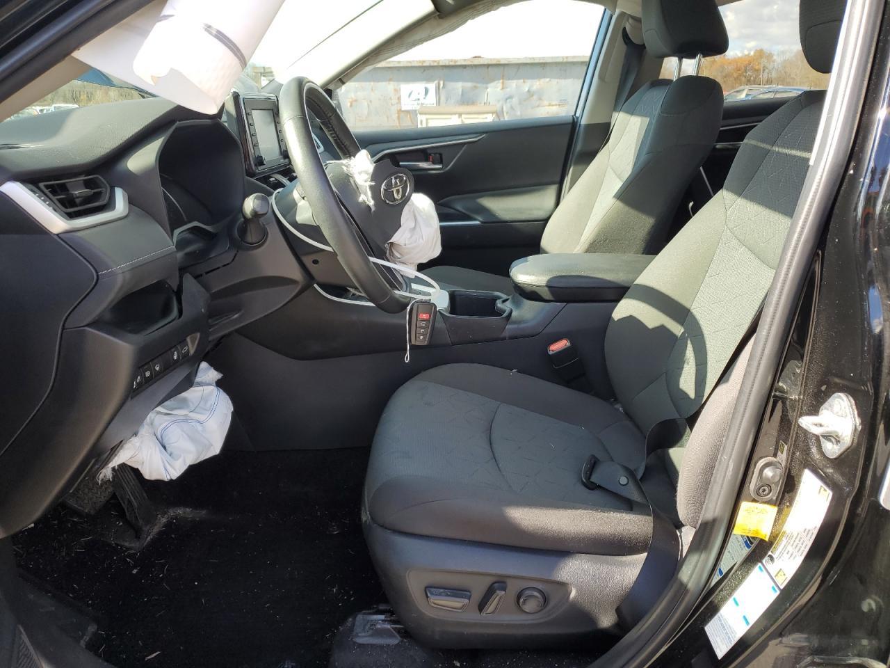 2022 Toyota RAV 4 - zdjęcie 7