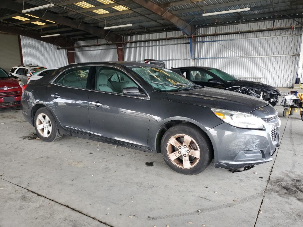 2014 Chevrolet Malibu Ls - zdjęcie 4