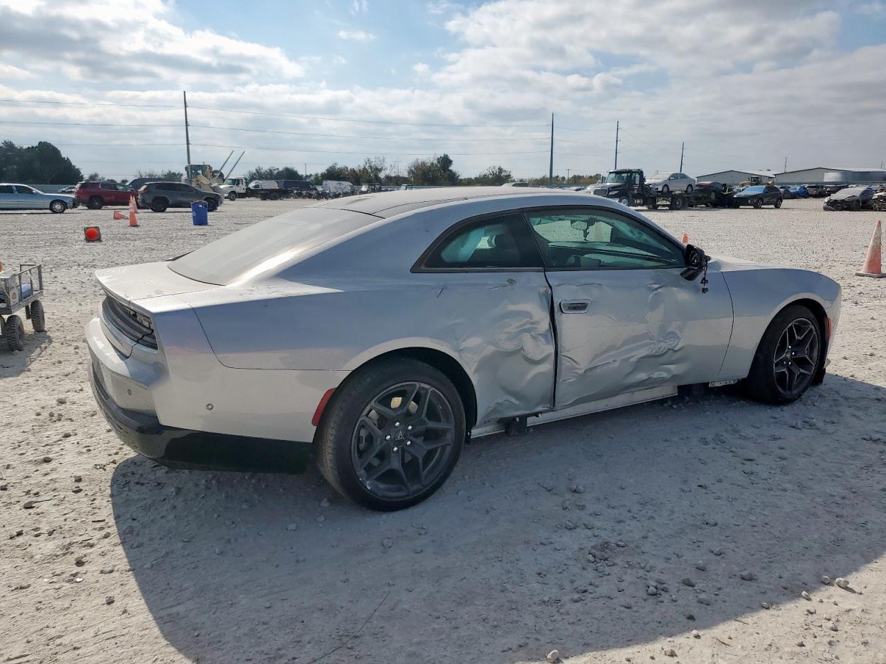 2024 Dodge Charger Daytona R/T - zdjęcie 3