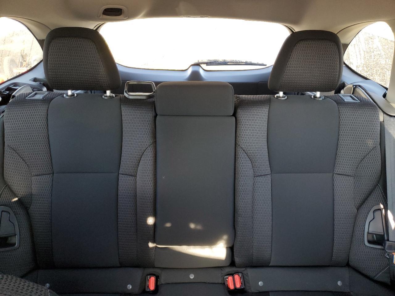 2025 Subaru Outback Premium - zdjęcie 10