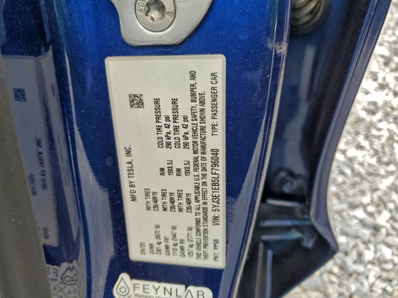 2020 Tesla Model 3 - zdjęcie 13