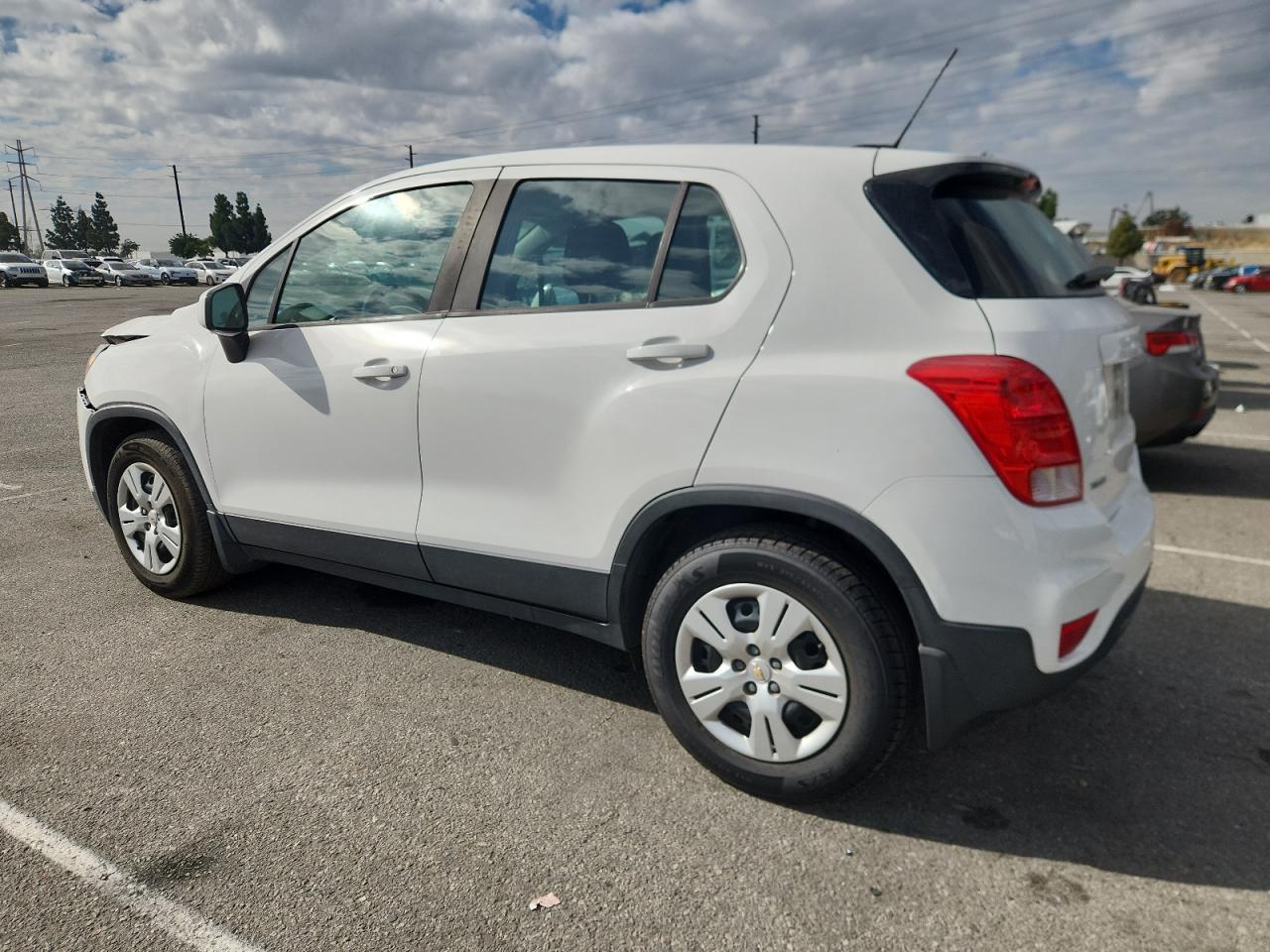 2018 Chevrolet Trax Ls - zdjęcie 2