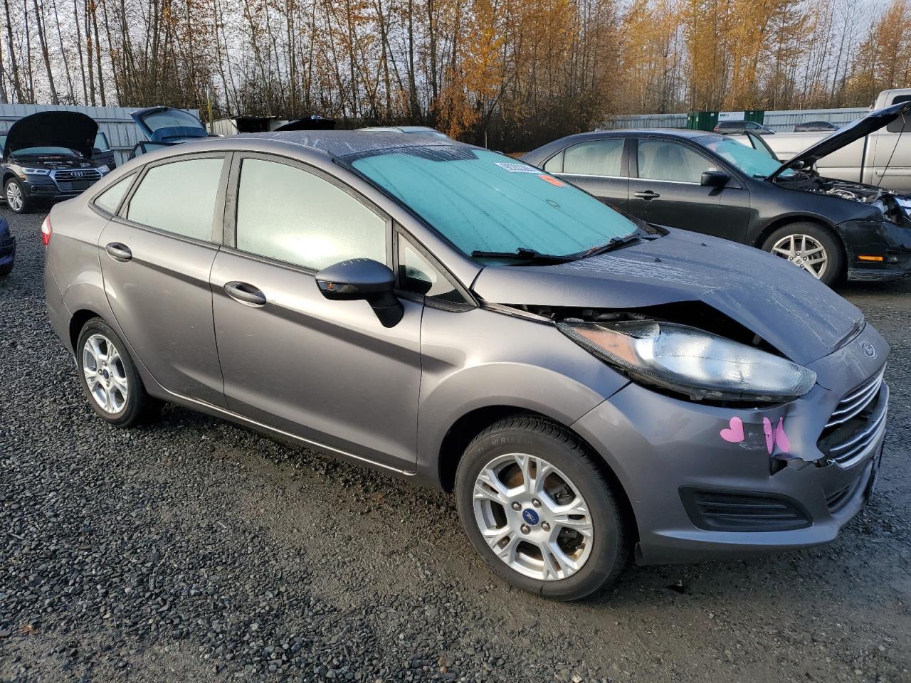 2014 Ford Fiesta Se - zdjęcie 4