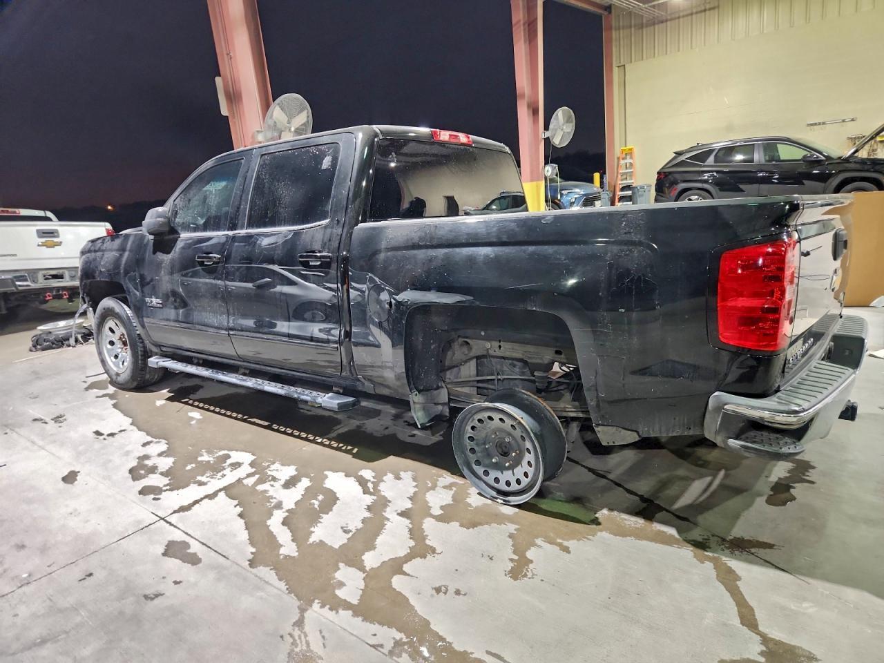 2017 Chevrolet Silverado C1500 Lt - zdjęcie 2