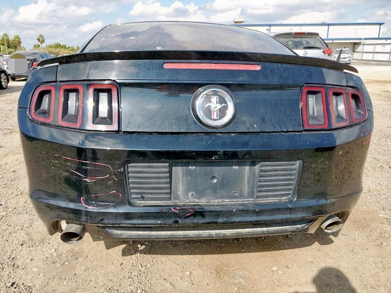 2014 Ford Mustang - zdjęcie 6