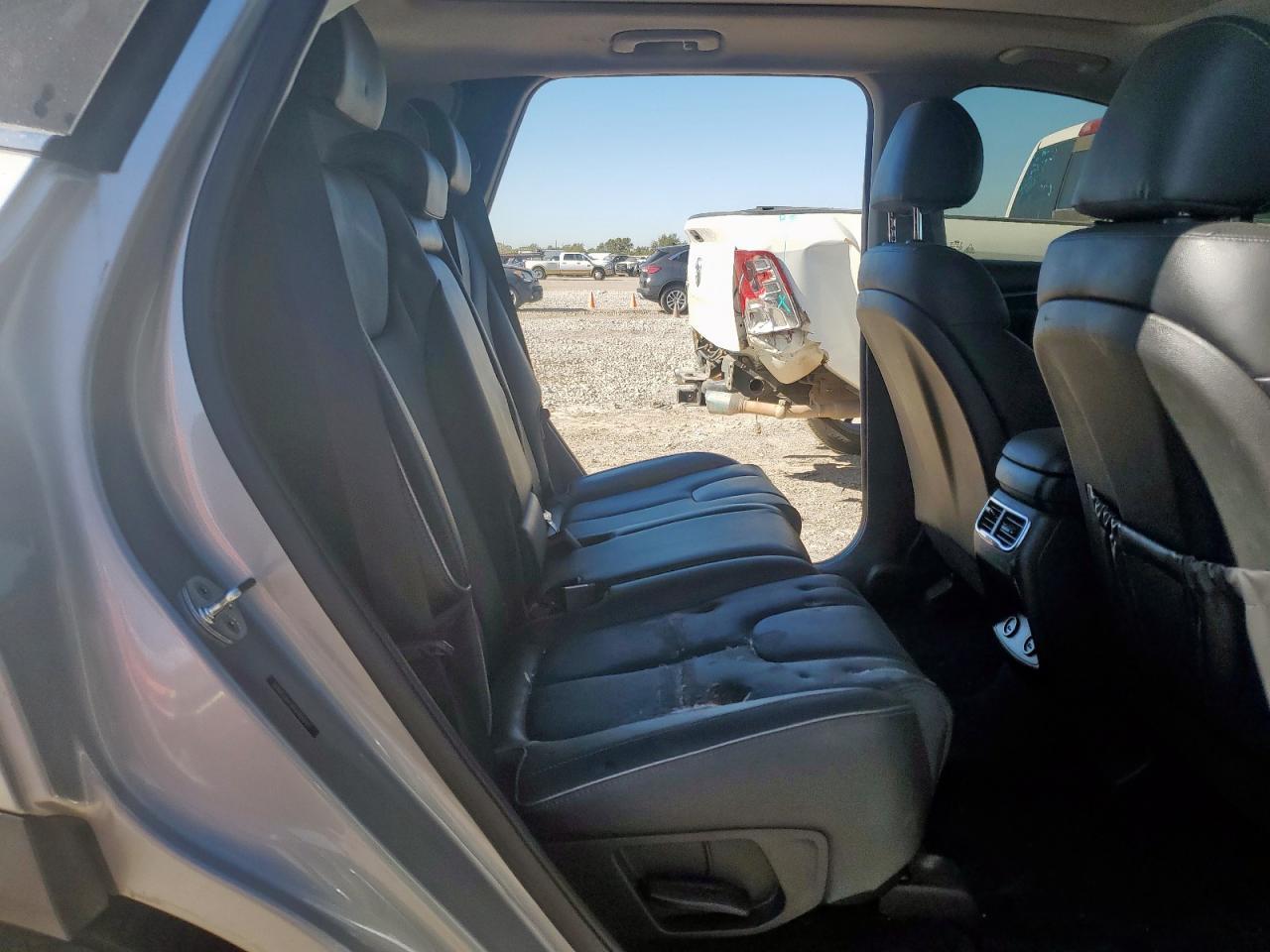 2022 Hyundai Santa Fe - zdjęcie 10