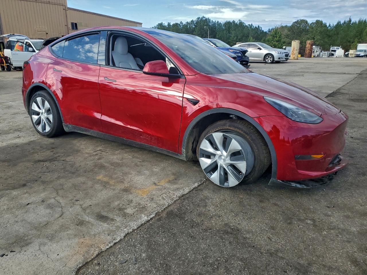 2024 Tesla Model Y - zdjęcie 4