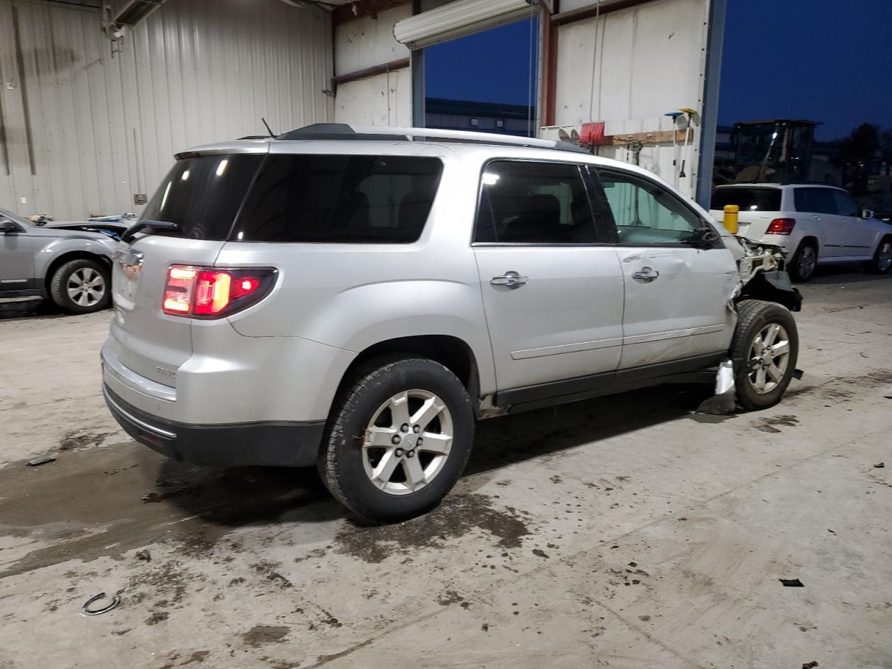 2014 GMC Acadia - zdjęcie 3