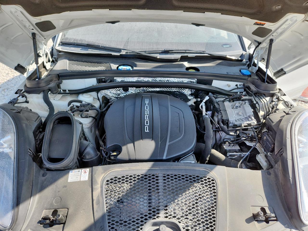 2021 Porsche Macan - zdjęcie 12