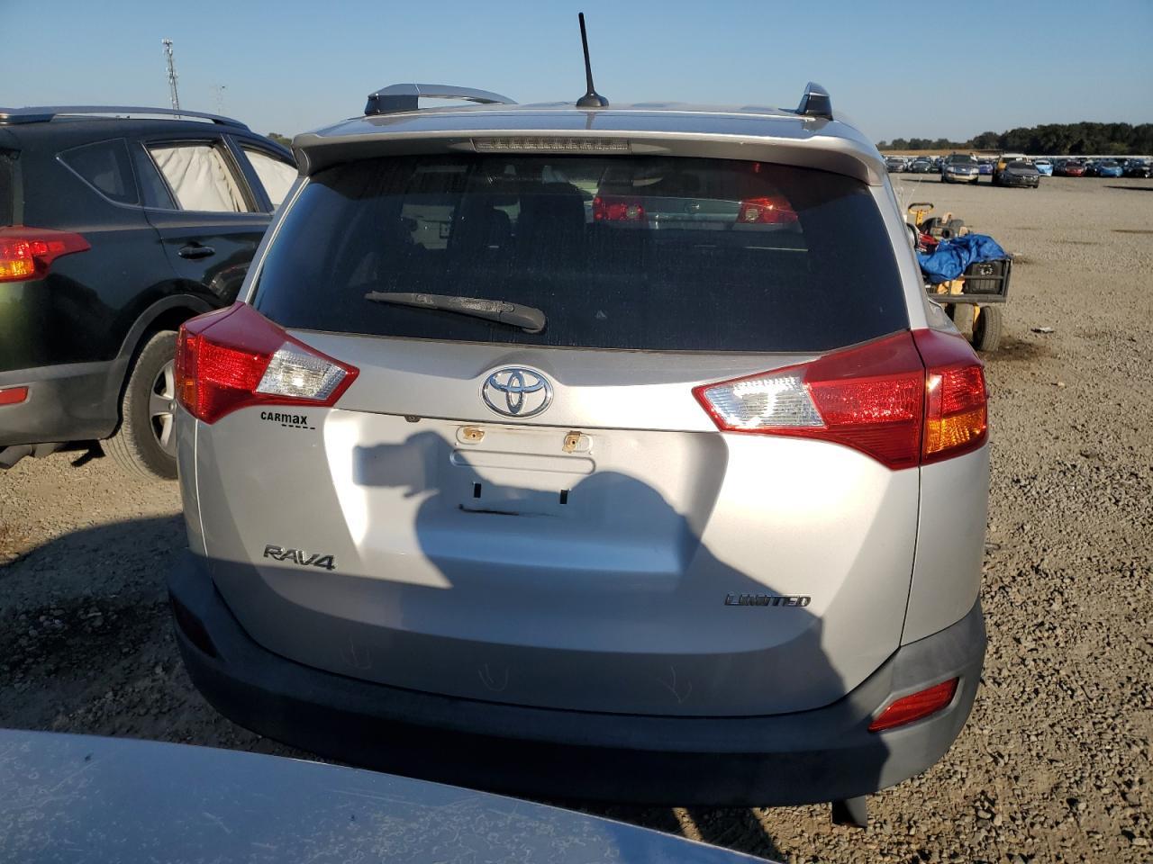 2015 Toyota RAV 4 - zdjęcie 6