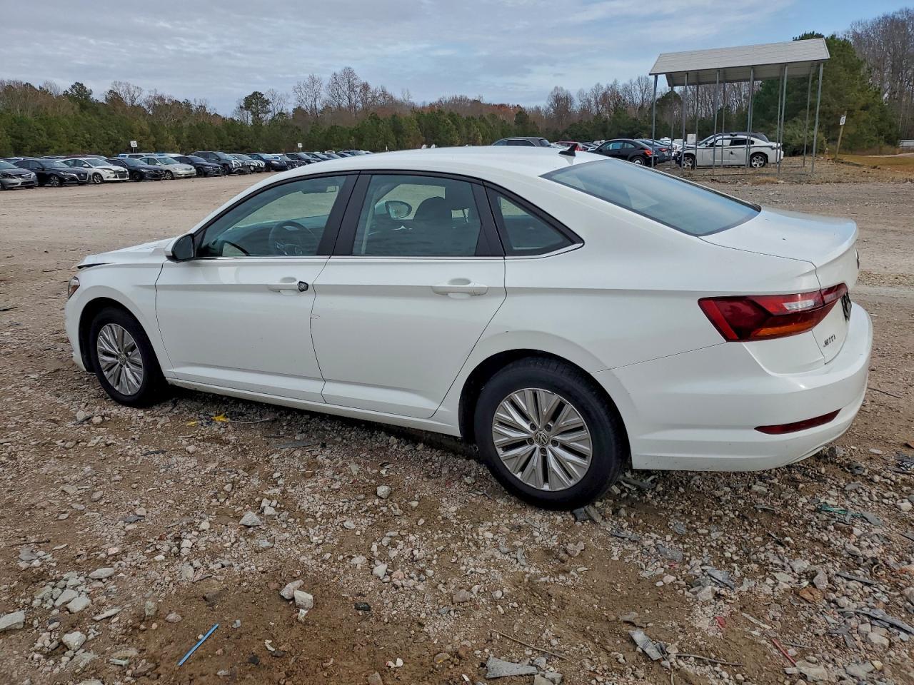 2019 Volkswagen Jetta - zdjęcie 2