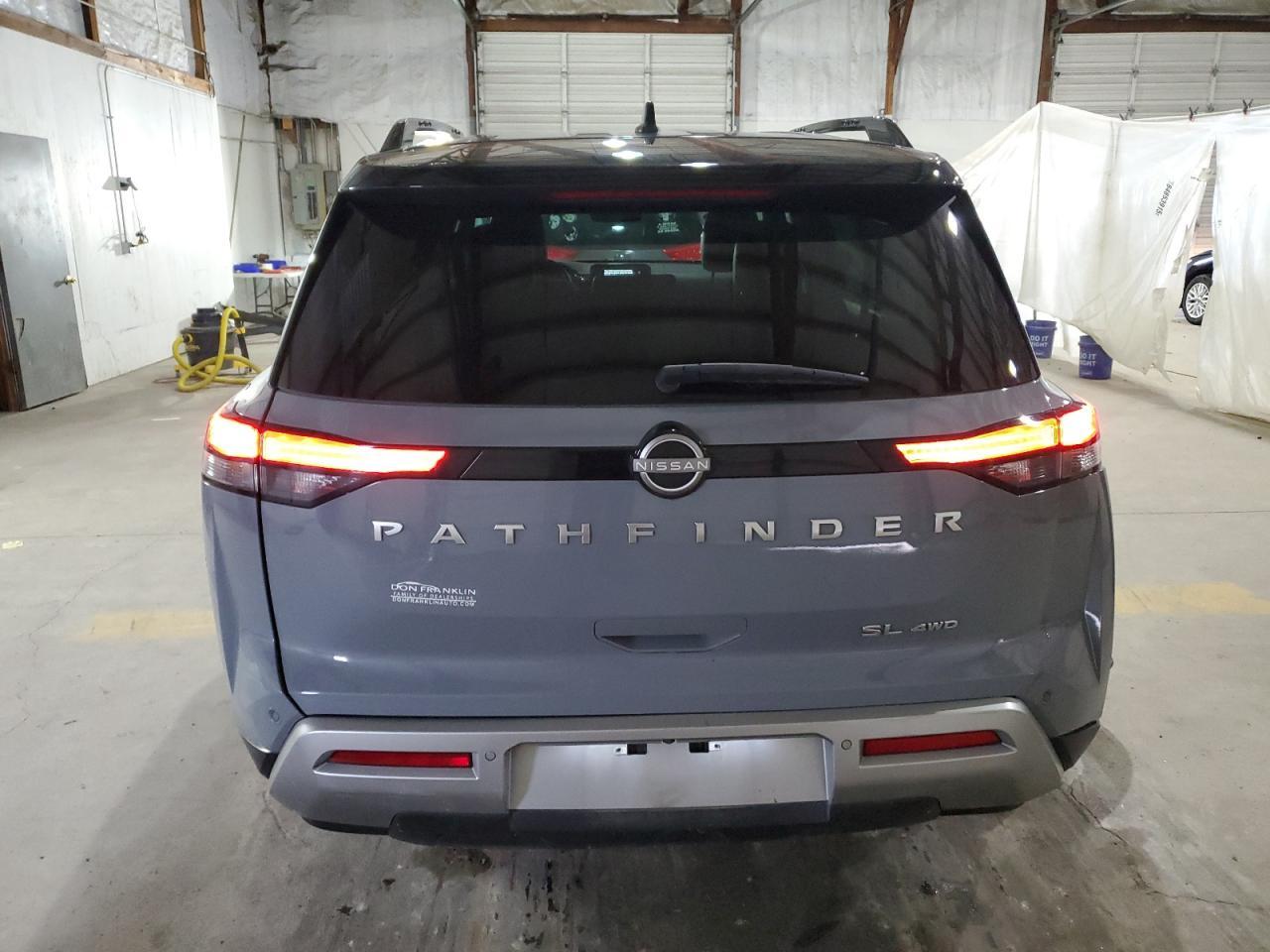 2024 Nissan Pathfinder Sl - zdjęcie 6