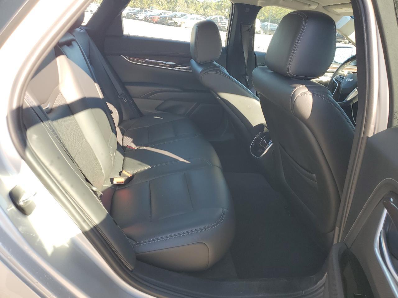 2017 Cadillac Xts Luxury - zdjęcie 10