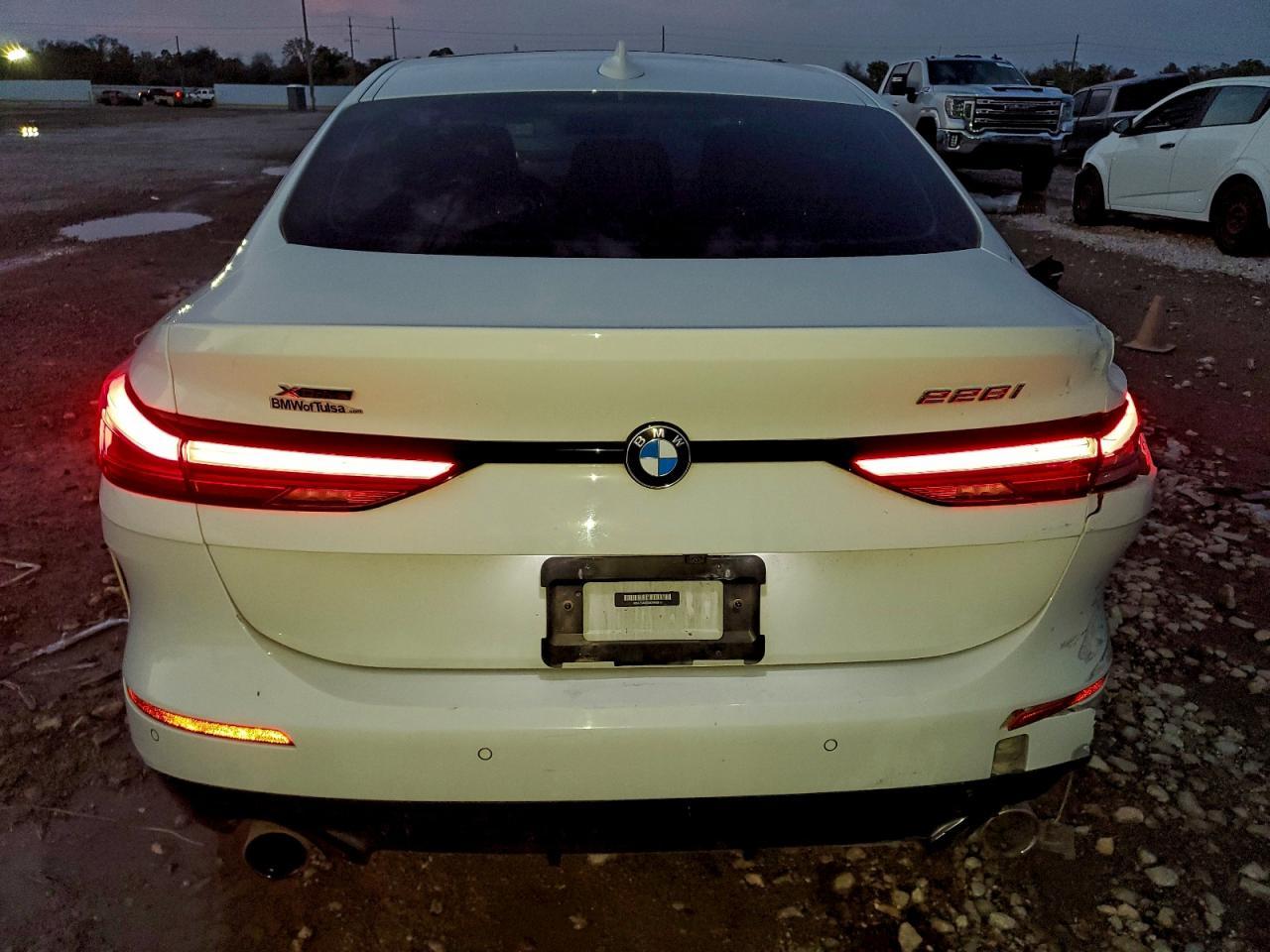 2021 BMW Seria 2 - zdjęcie 6