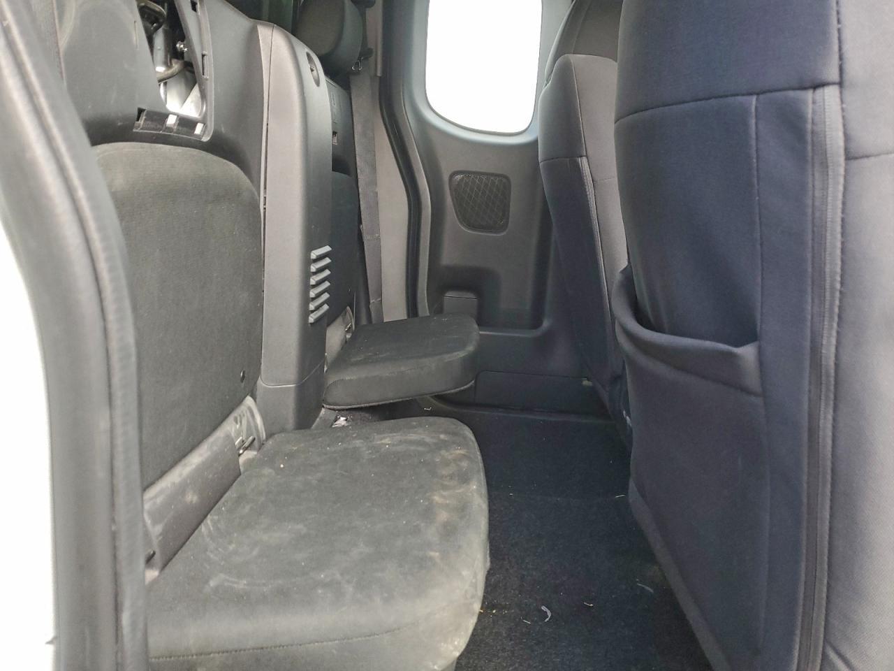 2024 Nissan Frontier S - zdjęcie 10