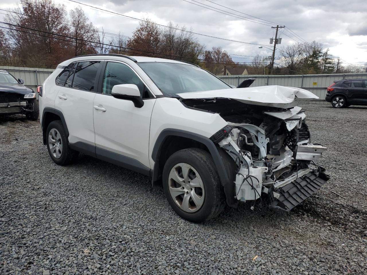 2021 Toyota RAV 4 - zdjęcie 4