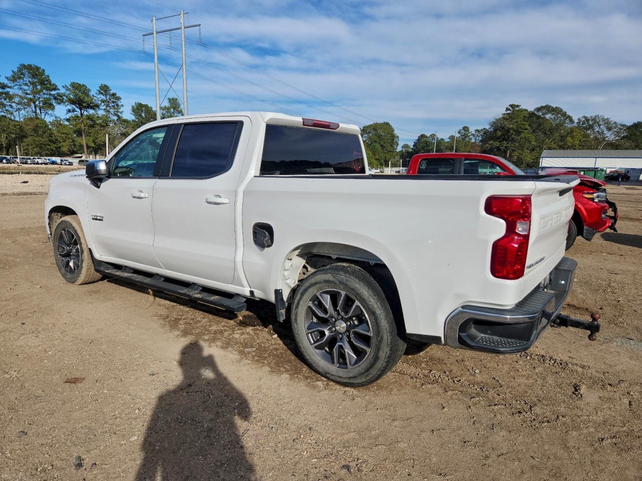 2020 Chevrolet Silverado C1500 Lt - zdjęcie 2