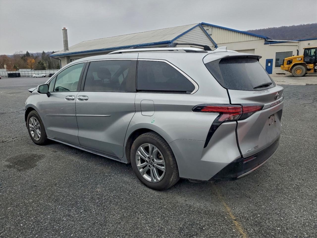 2022 Toyota Sienna - zdjęcie 2