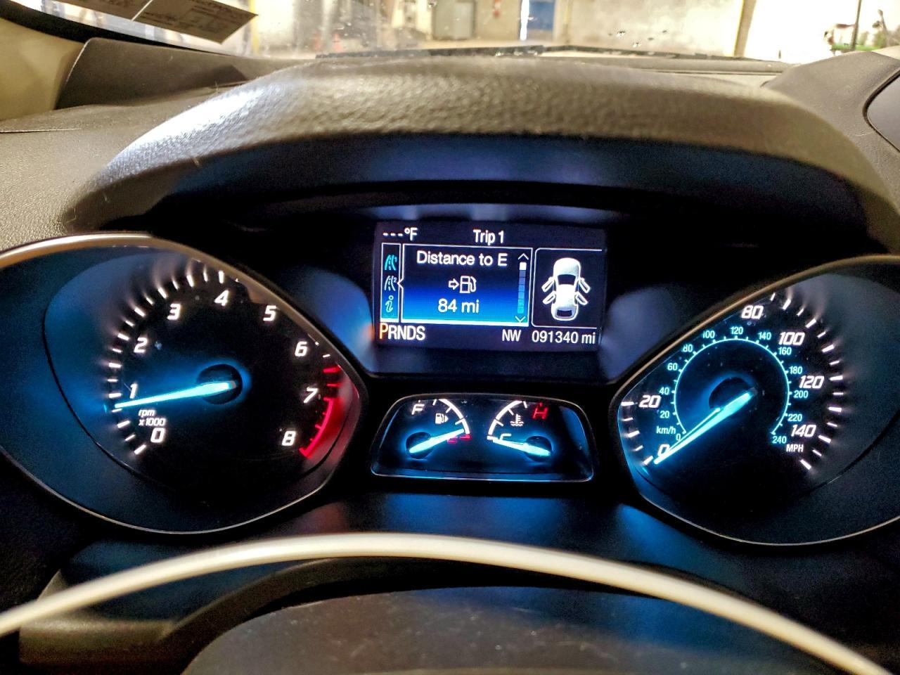 2016 Ford Escape - zdjęcie 9