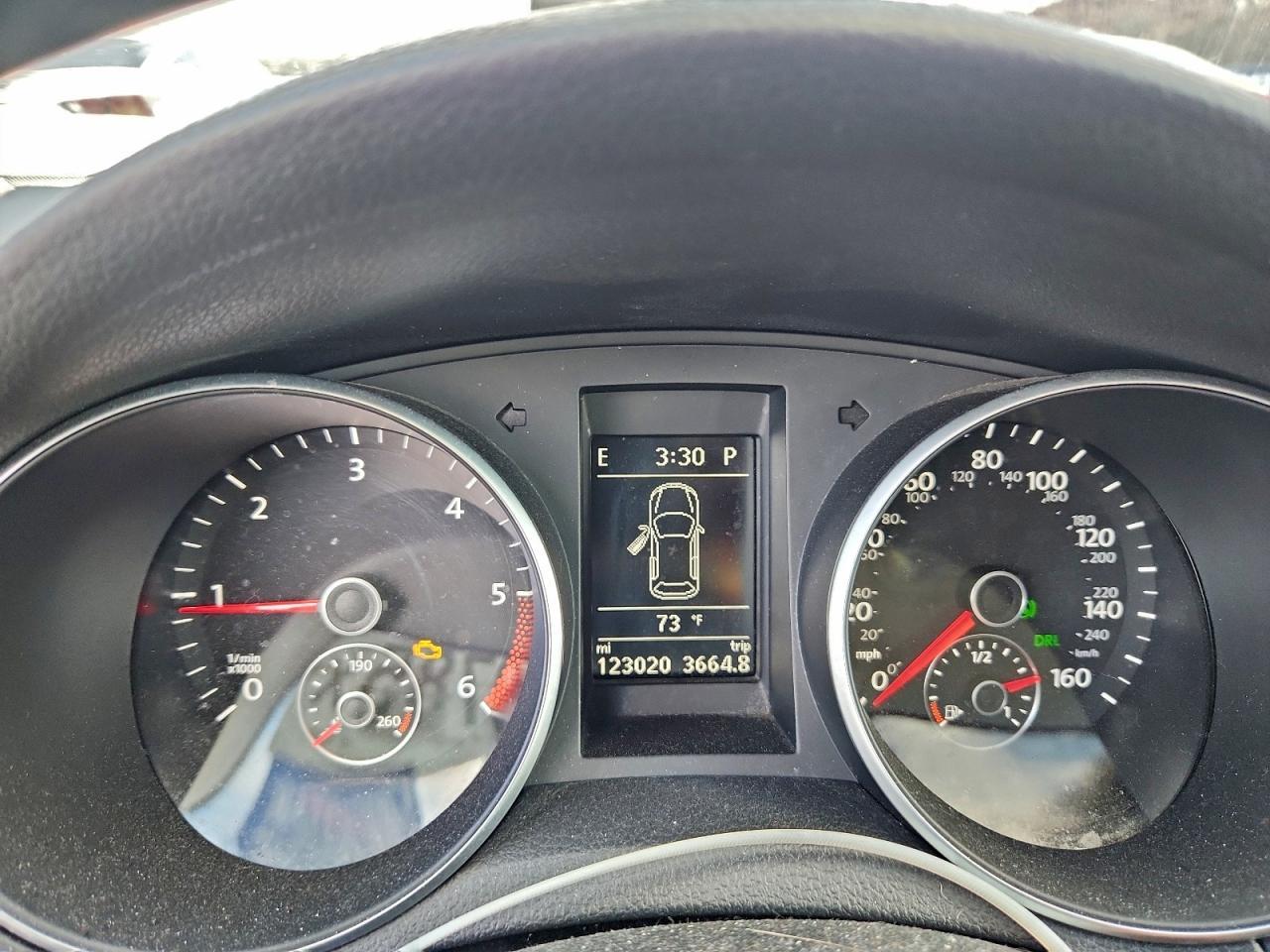 2014 Volkswagen Jetta - zdjęcie 9