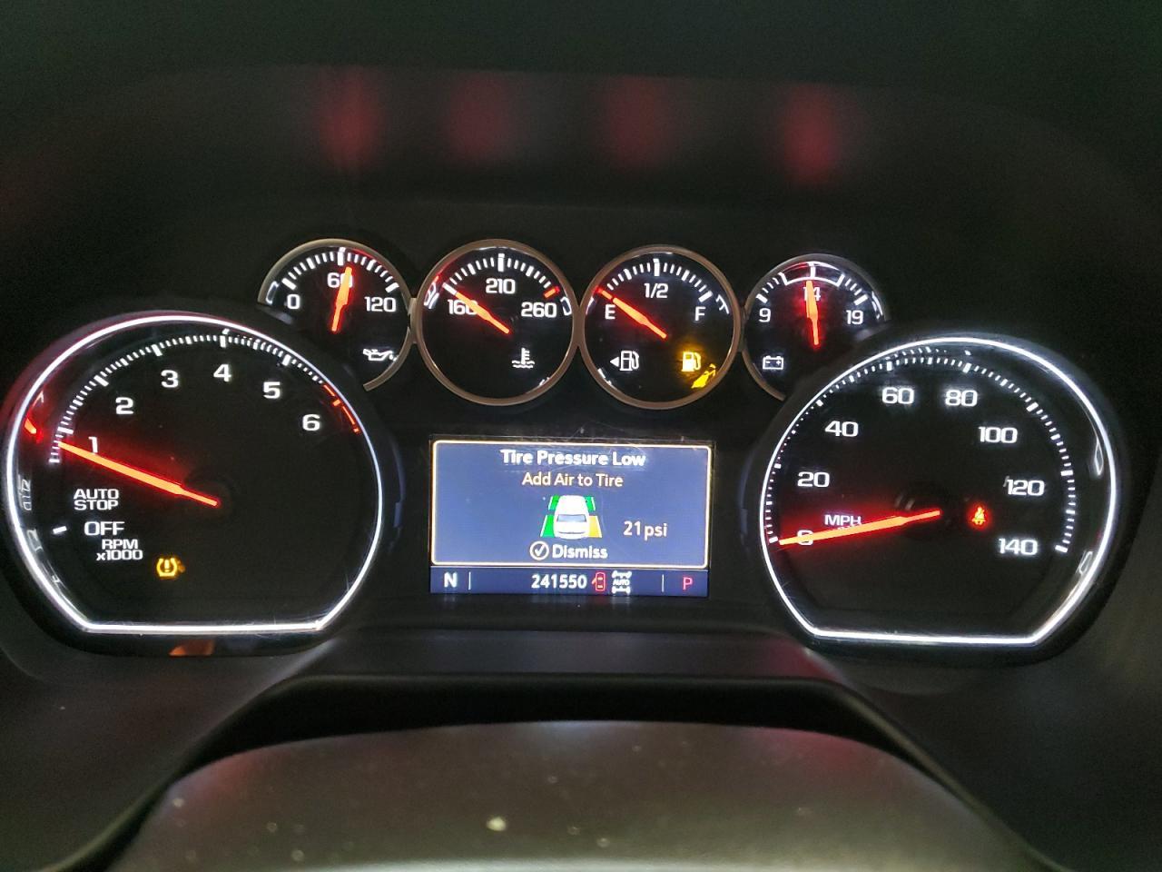 2021 Chevrolet Suburban K1500 Lt - zdjęcie 9