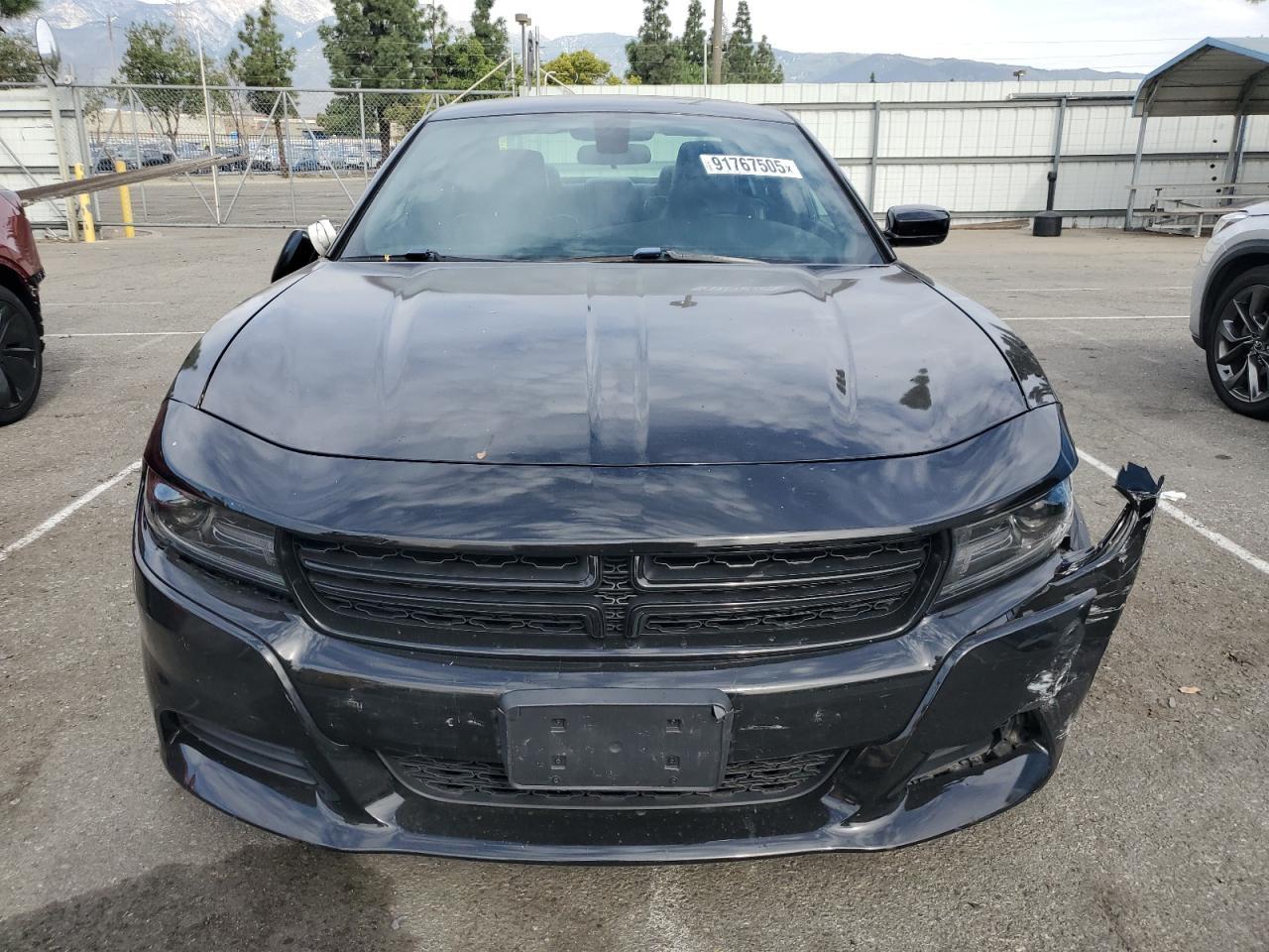 2019 Dodge Charger Sxt - zdjęcie 5