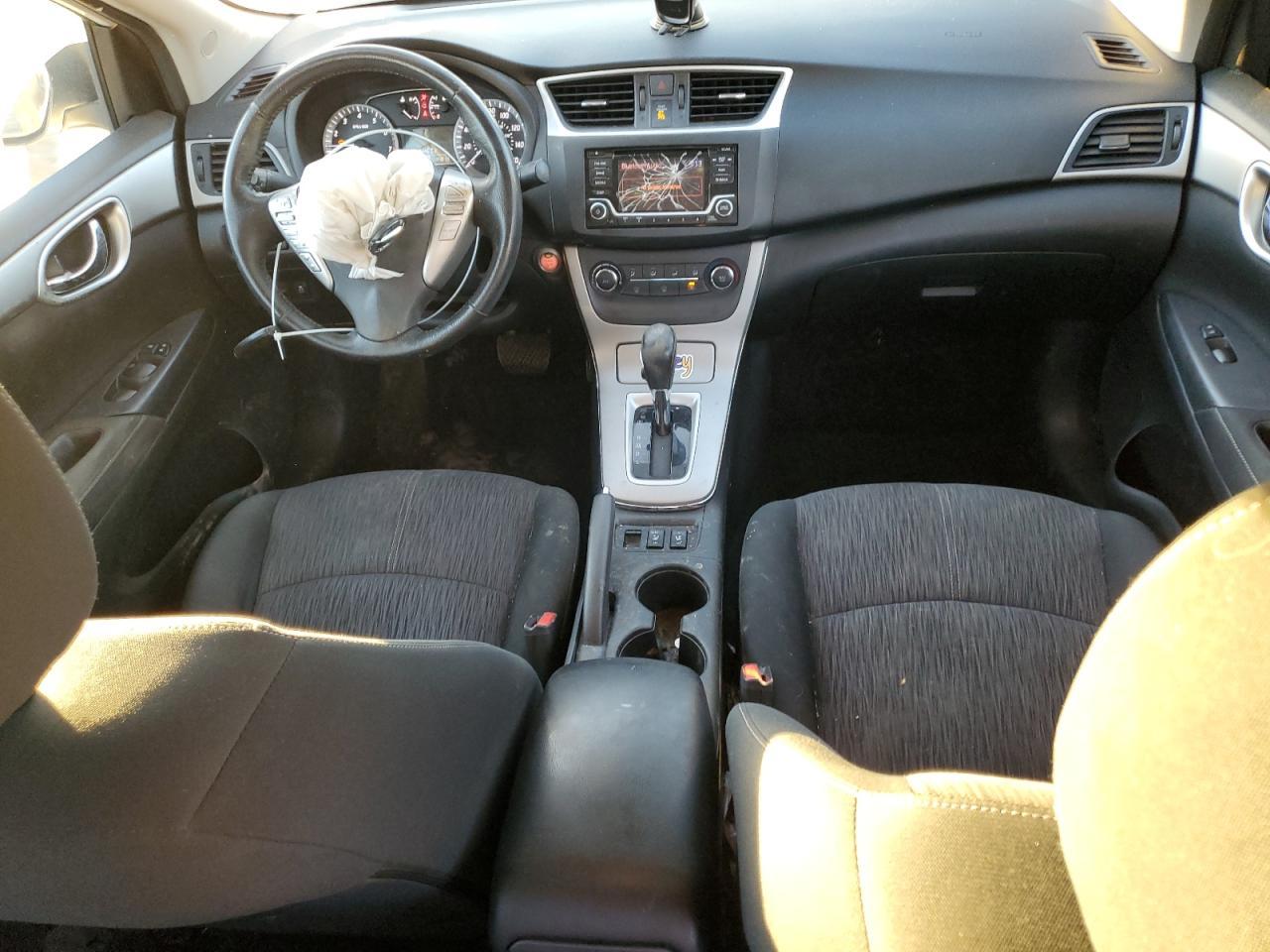 2015 Nissan Sentra - zdjęcie 8