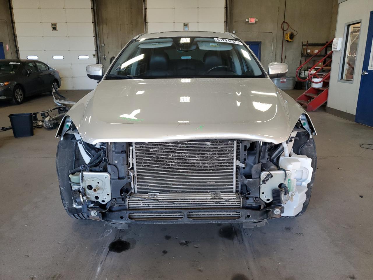 2017 Volvo XC60 - zdjęcie 5