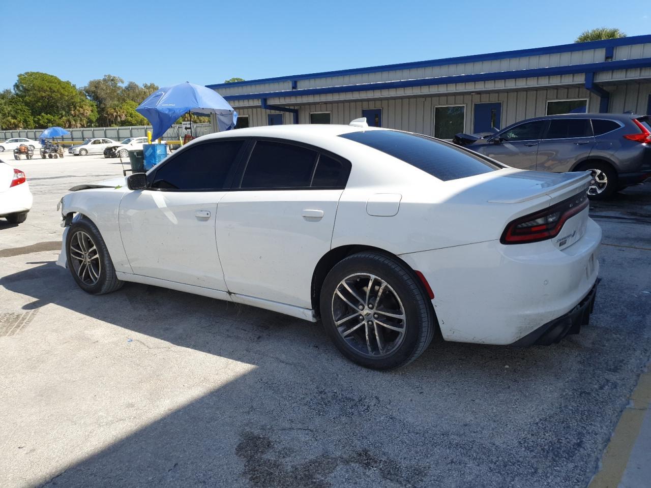 2019 Dodge Charger - zdjęcie 2