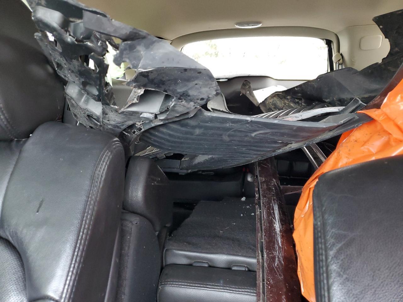 2015 Lincoln MKT - zdjęcie 10