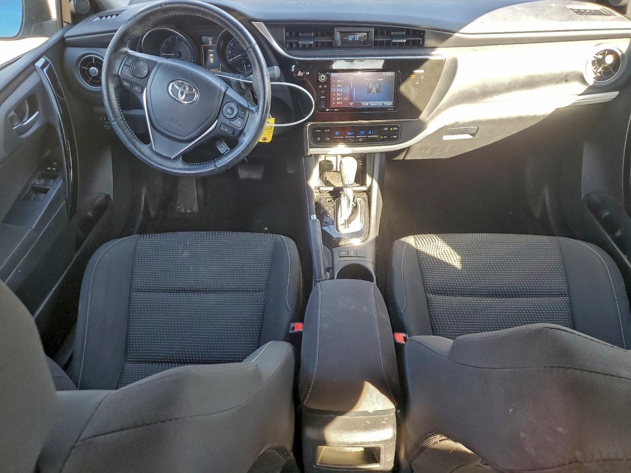 2018 Toyota Corolla - zdjęcie 8