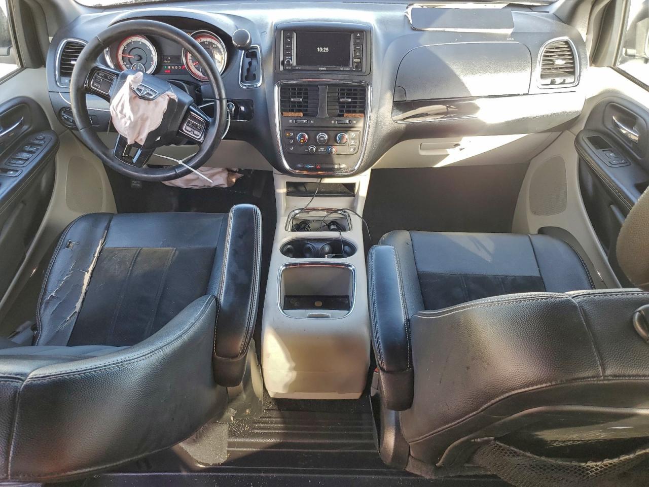 2017 Dodge Grand Caravan Sxt - zdjęcie 8