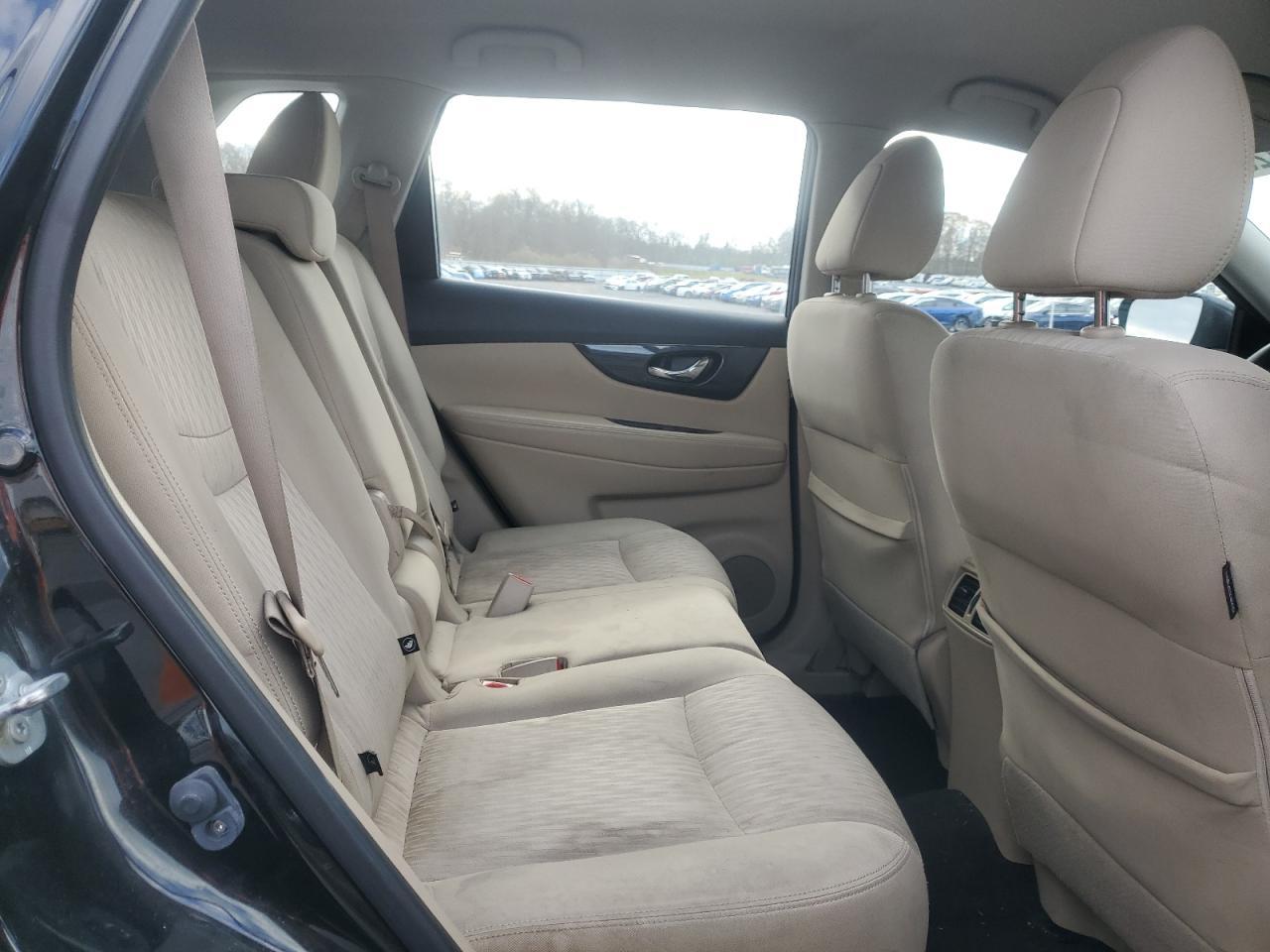 2017 Nissan Rogue - zdjęcie 10