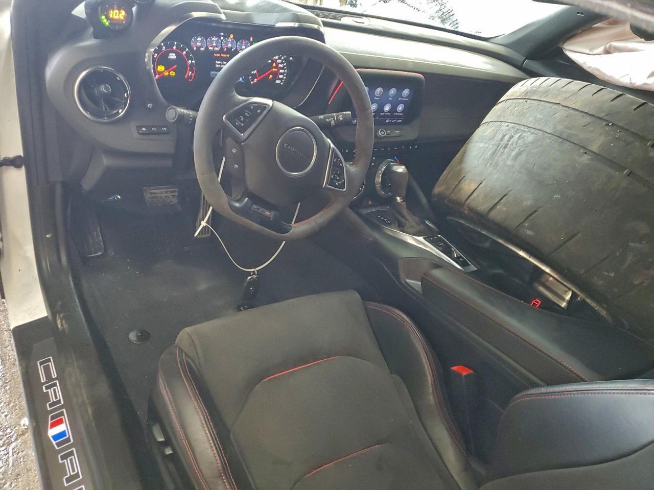 2022 Chevrolet Camaro Zl1 - zdjęcie 8