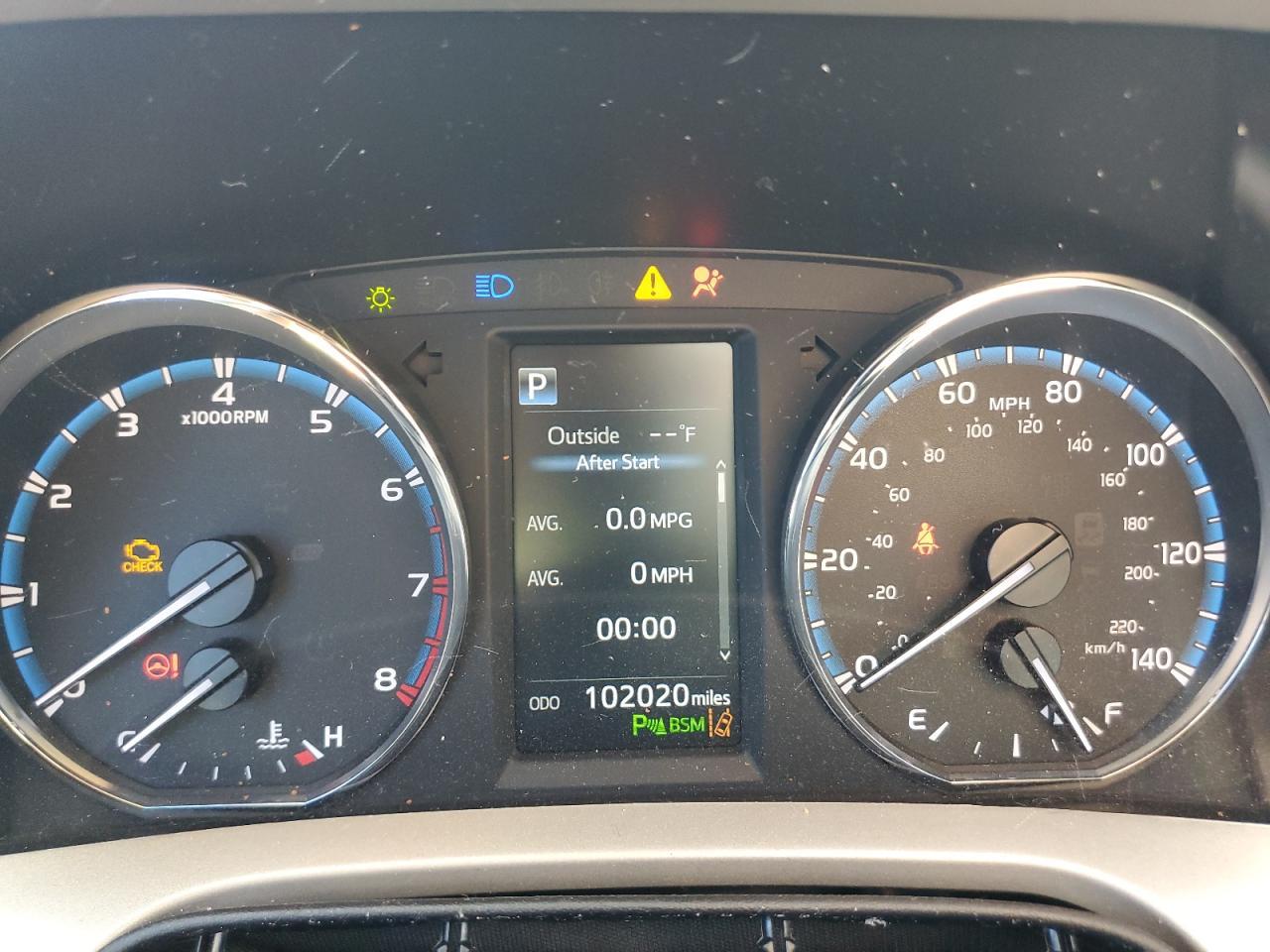 2017 Toyota RAV 4 - zdjęcie 9