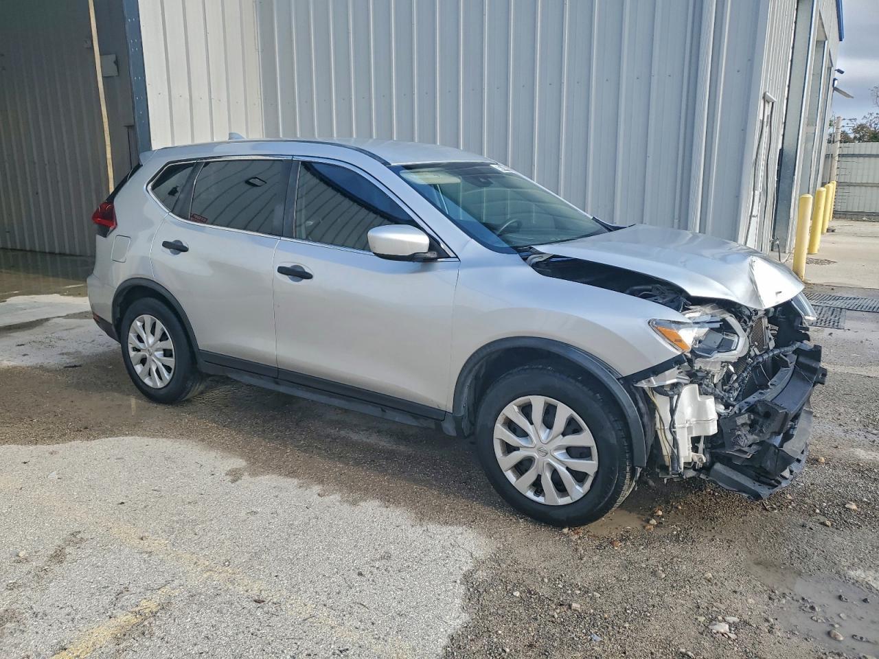 2020 Nissan Rogue S - zdjęcie 4