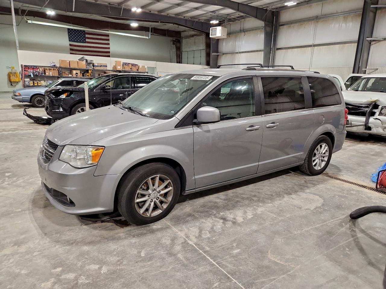 2018 Dodge Grand Caravan Sxt - zdjęcie główne