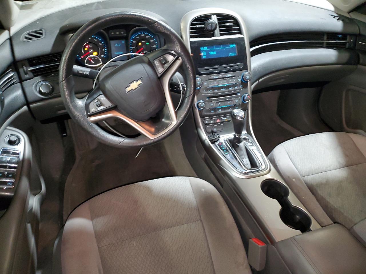 2013 Chevrolet Malibu Ls - zdjęcie 8