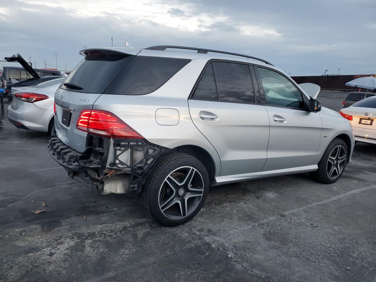 2016 Mercedes-Benz GLE - zdjęcie 3