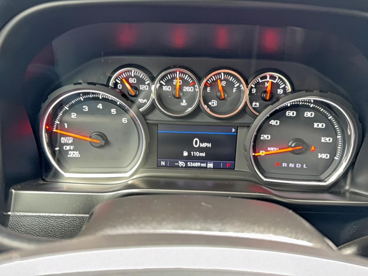 2020 Chevrolet Silverado - zdjęcie 8