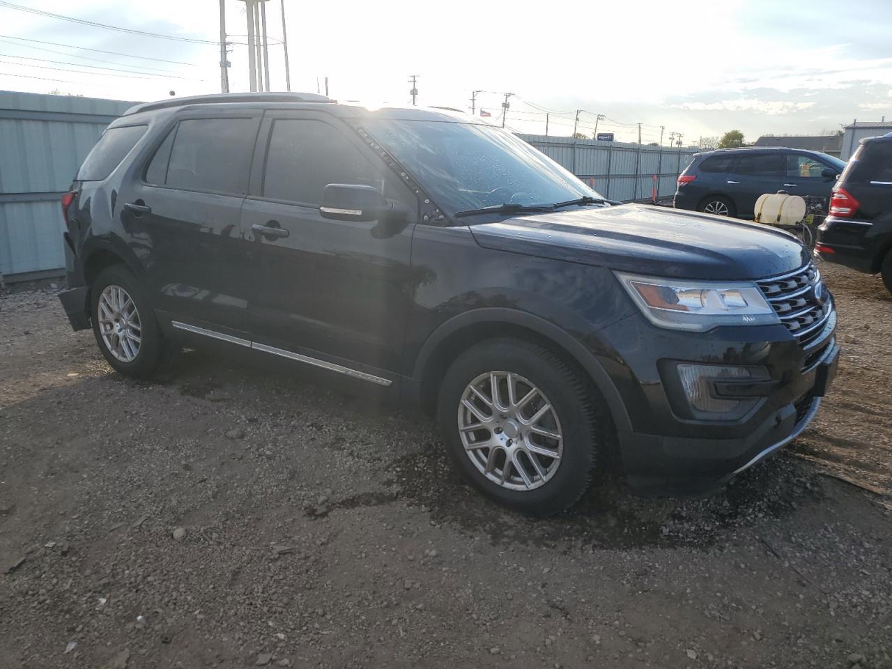 2016 Ford Explorer Xlt - zdjęcie 4