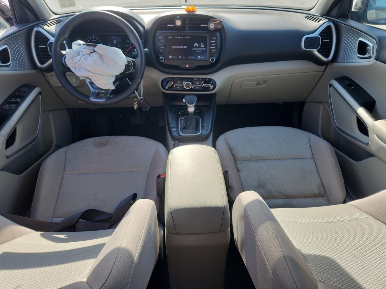 2022 Kia Soul Lx - zdjęcie 8