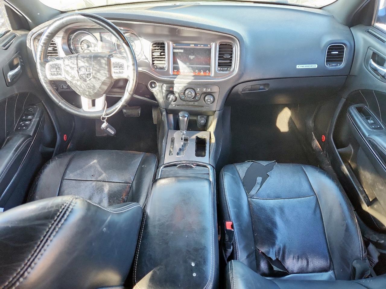 2014 Dodge Charger R/T - zdjęcie 8