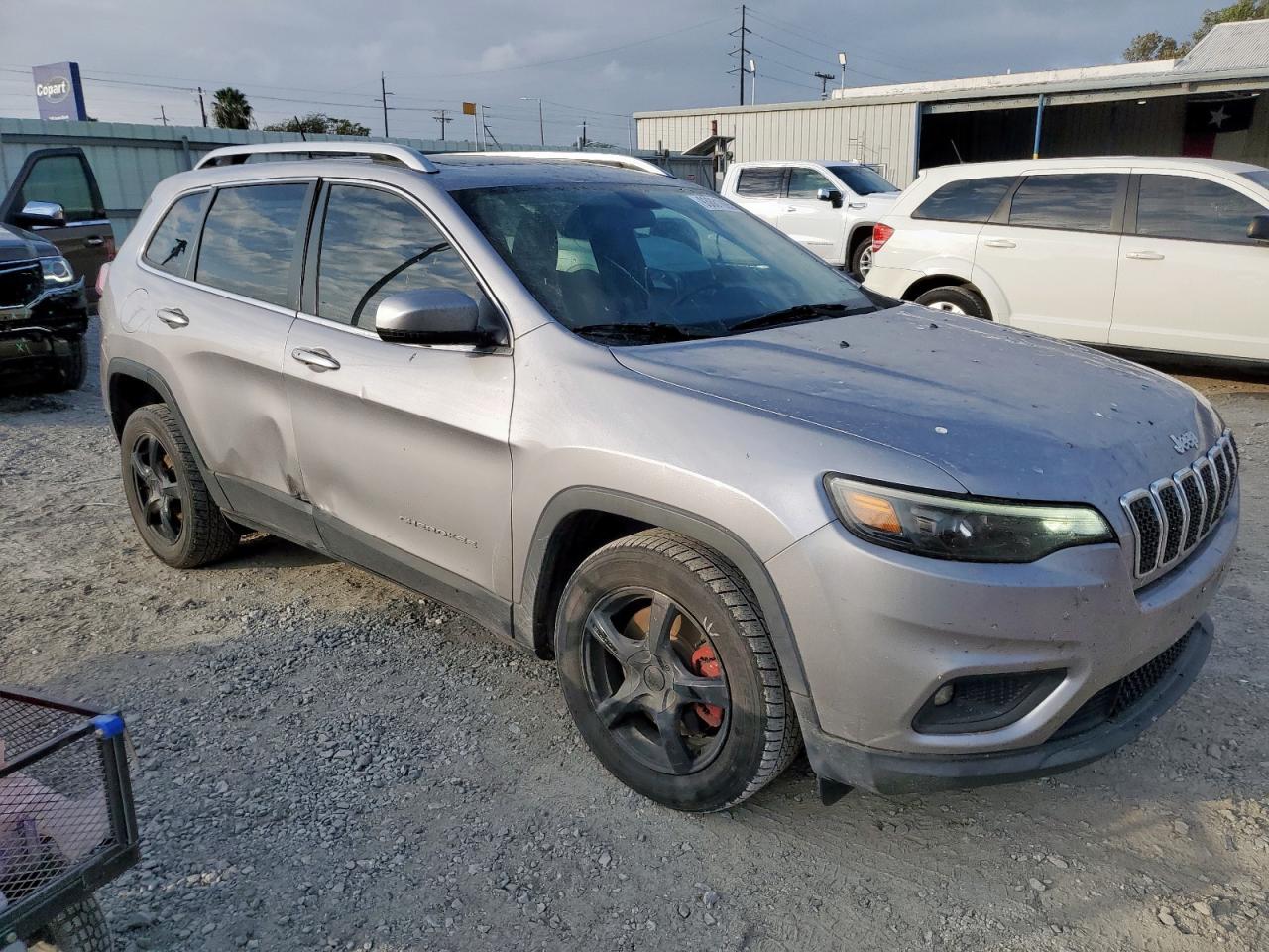 2019 Jeep Cherokee Latitude Plus - zdjęcie 4