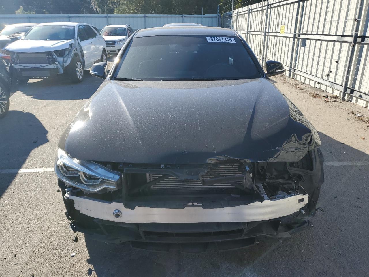 2018 BMW Seria 3 - zdjęcie 5