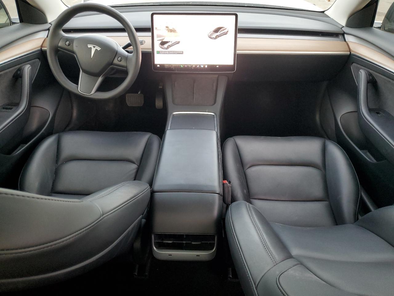 2023 Tesla Model 3 - zdjęcie 8