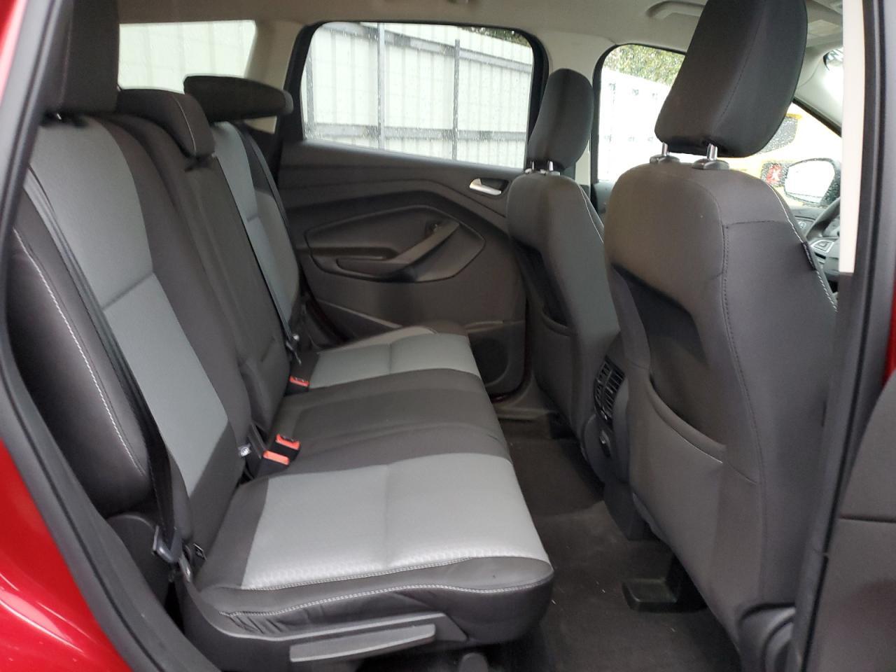 2018 Ford Escape - zdjęcie 11
