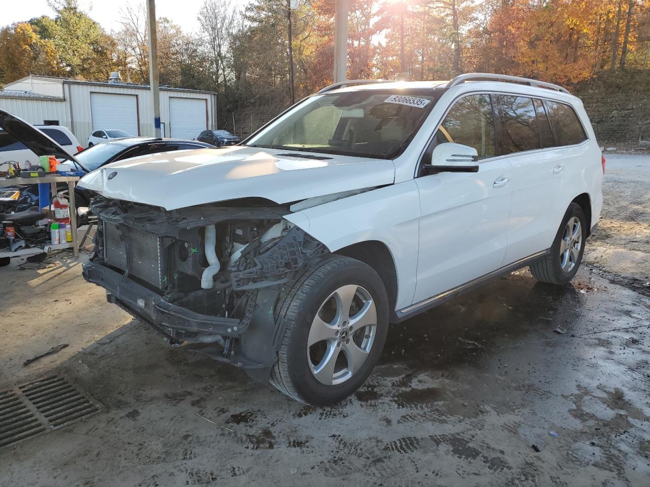 2017 Mercedes-Benz Klasa GLS - zdjęcie główne