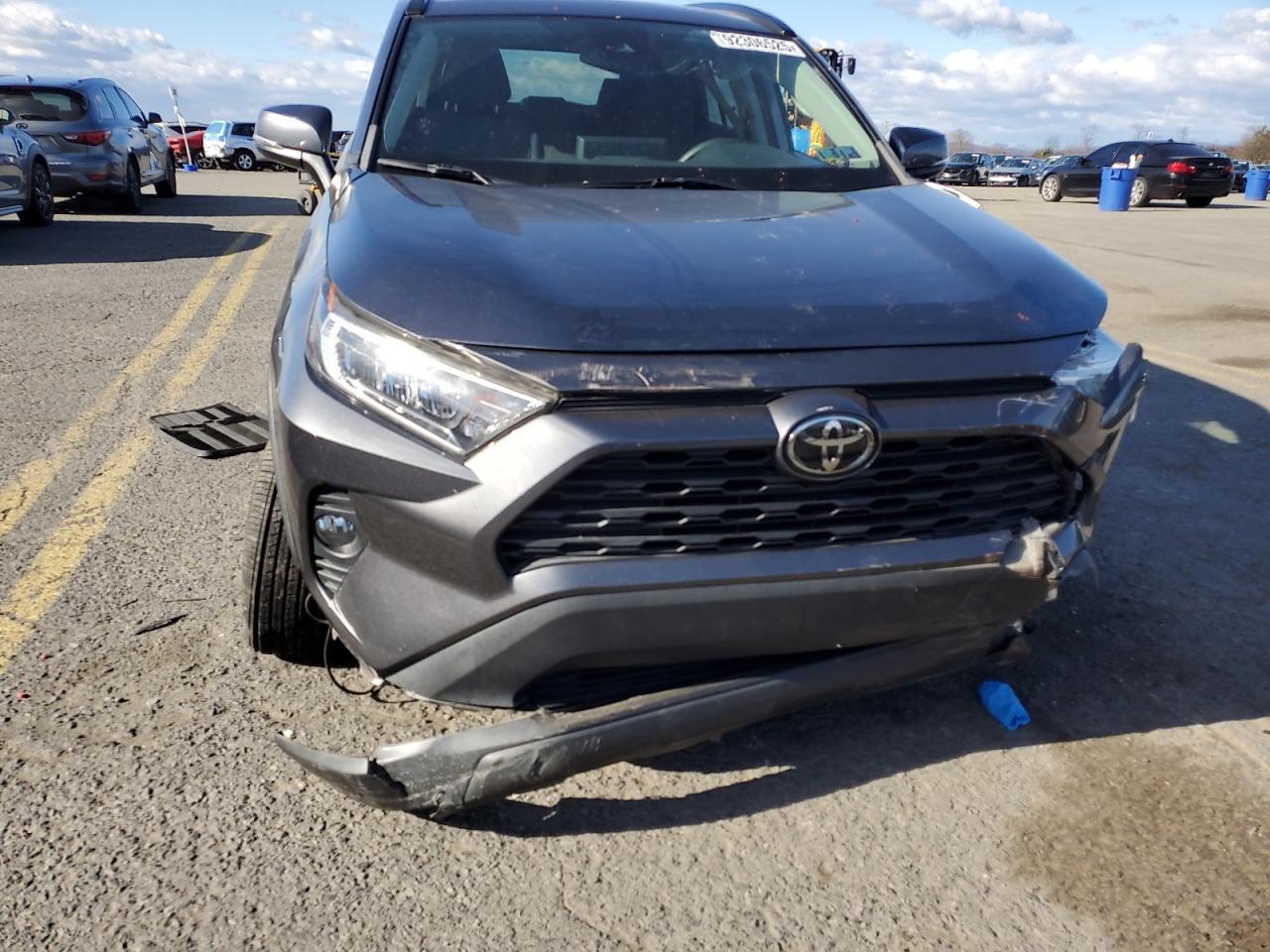 2019 Toyota RAV 4 - zdjęcie 5